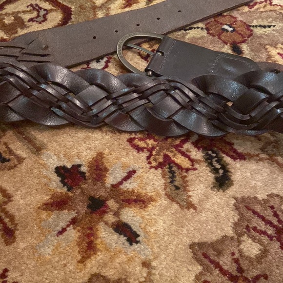 Banana Republic leather belt - Picture 7 of 7